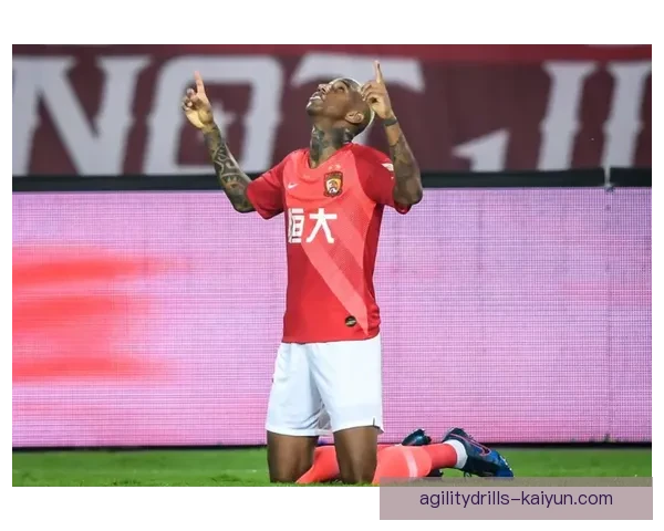 加维转会沙特传闻再起，球员当前状态与未来去向备受关注